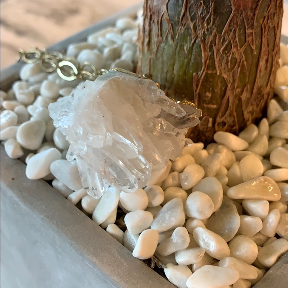 Clear crystal quartz druzy 20” chain necklace - Picture 7 of 8